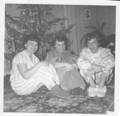 Christmas Jammies - Schwab Girls (ca 1950)